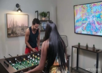 Amigos Puertorriqueños juegas al strip-futbolín hasta el FINAL