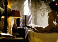 Natalia Verbeke desnuda en una escena de sexo - Arritmia