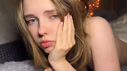 Imagen del video Kitty Alina quiere que le hagan el amor
